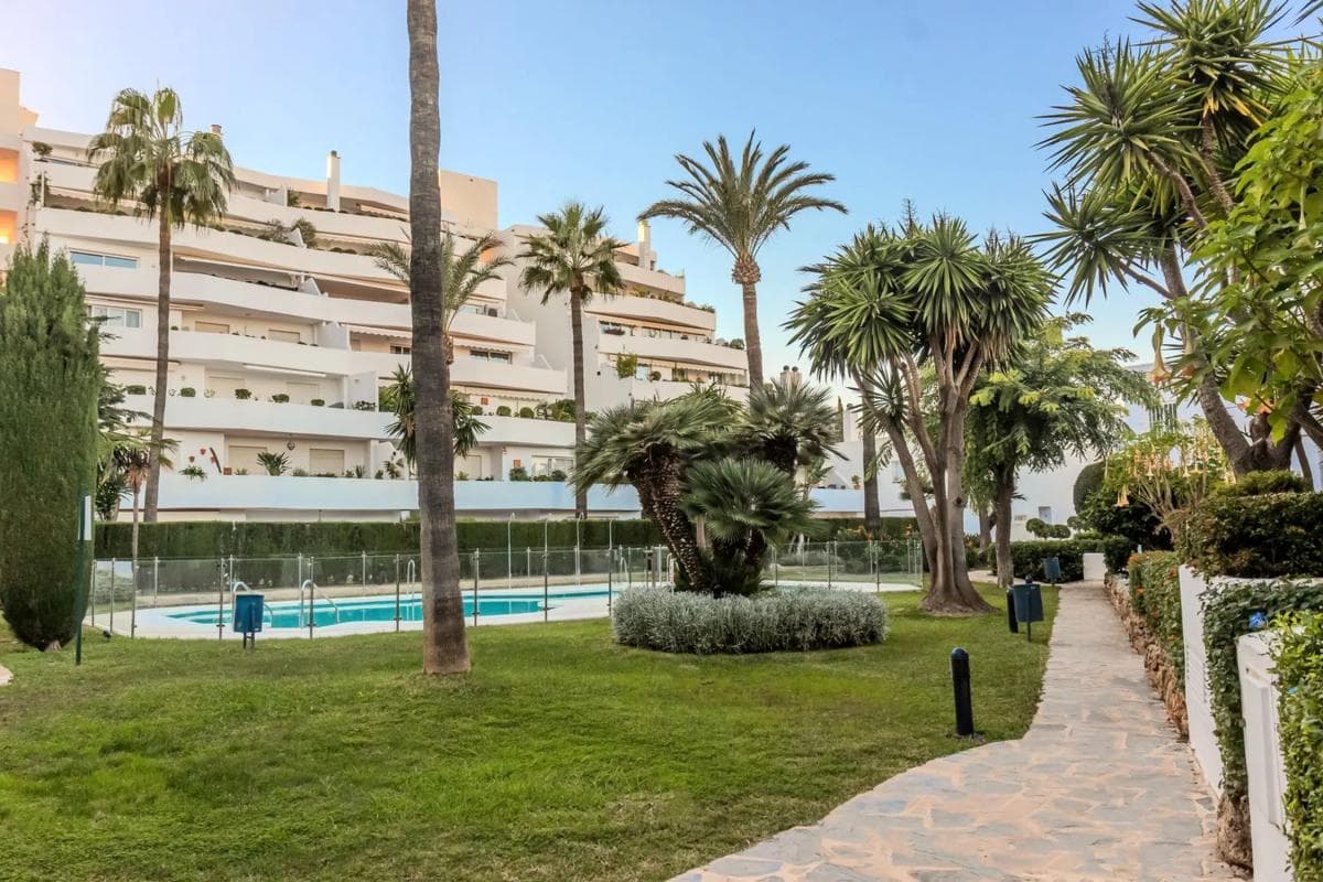 Venta de piso en Calle el Califa, Marbella
photo 4
