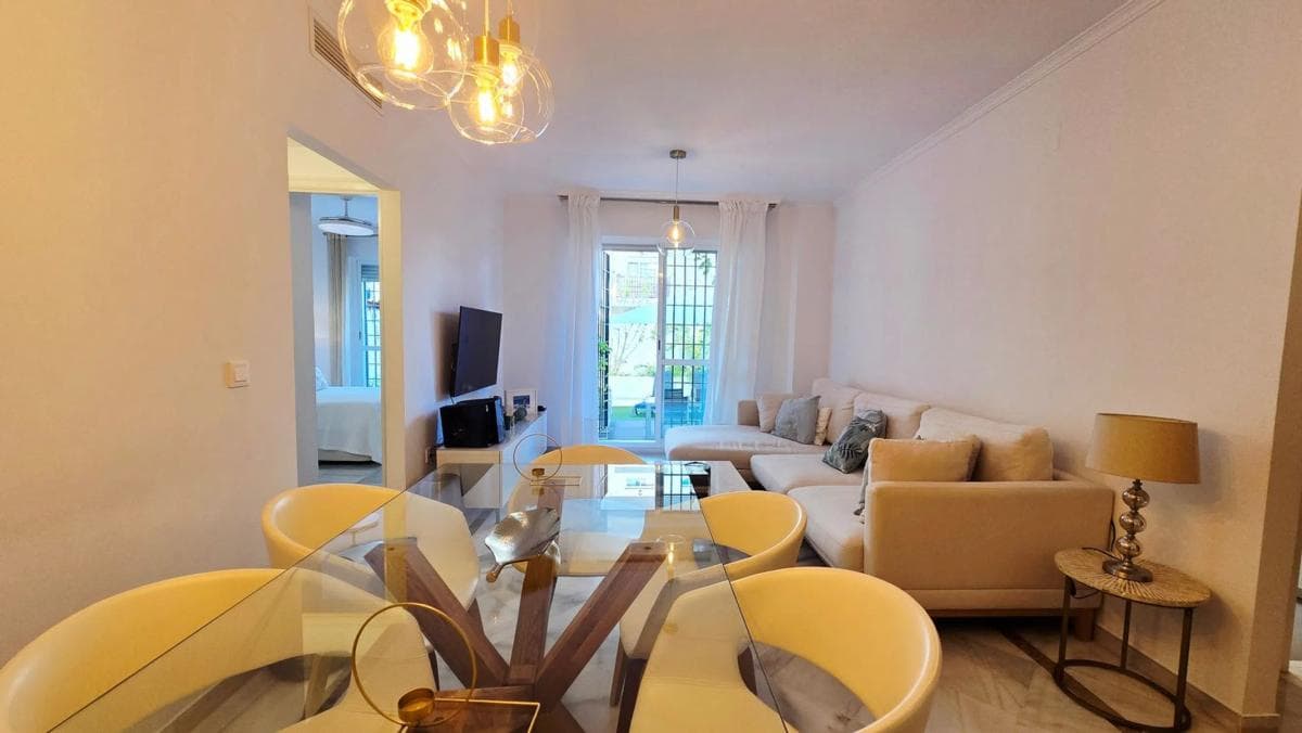 Venta de piso en CL RIO DANUBIO-ALTOS D RODEO, 3, Marbella
photo 4