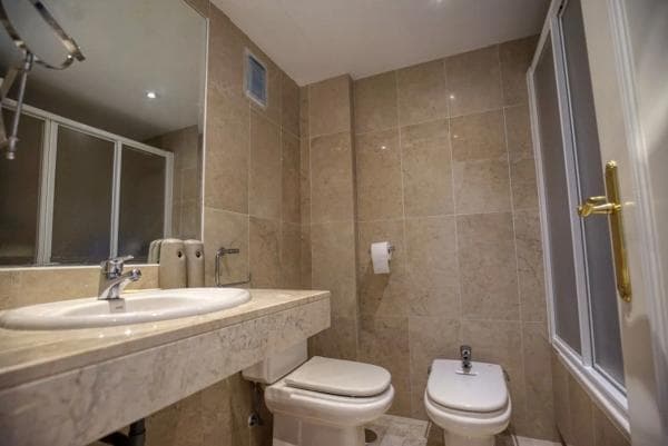 Piso en venta en Calle de las Adelfas s/n, Marbella
thumbnail 1