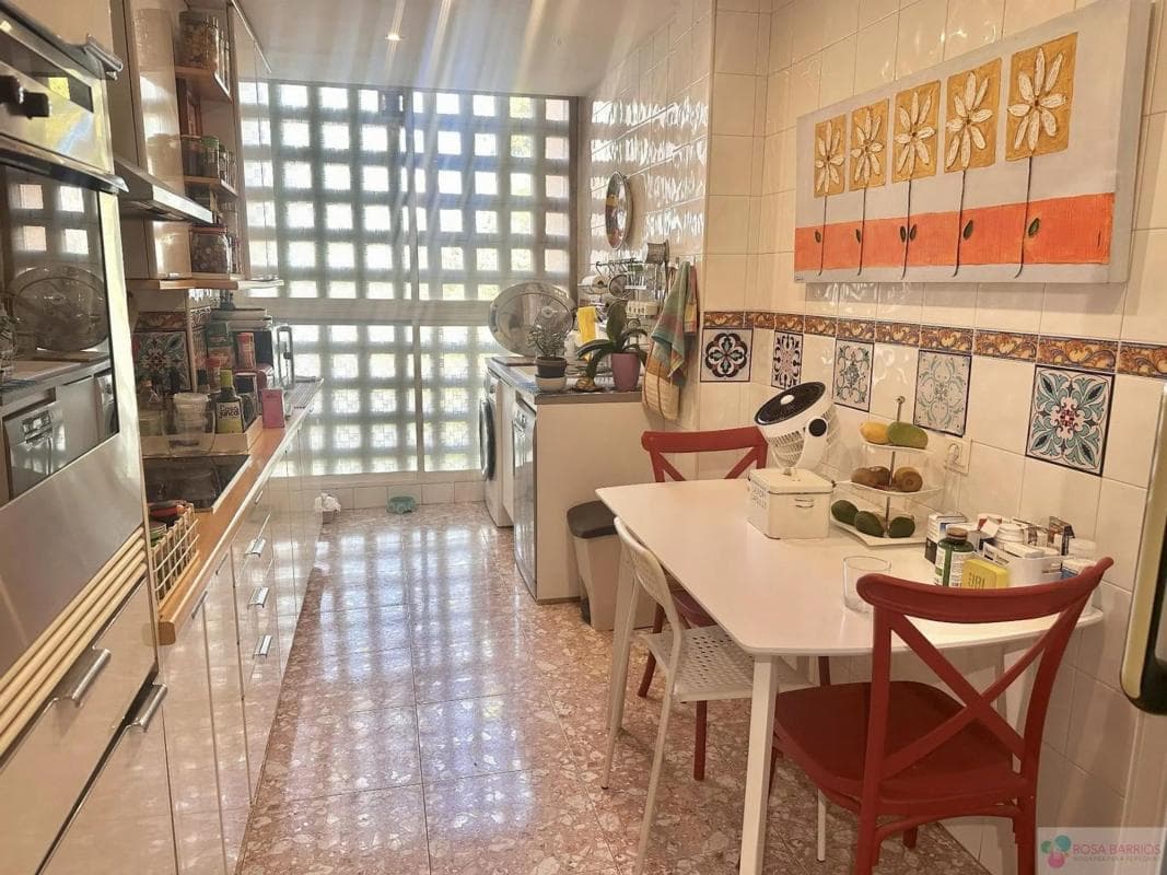Venta de piso en Calle Los Jazmines, Marbella
photo 2