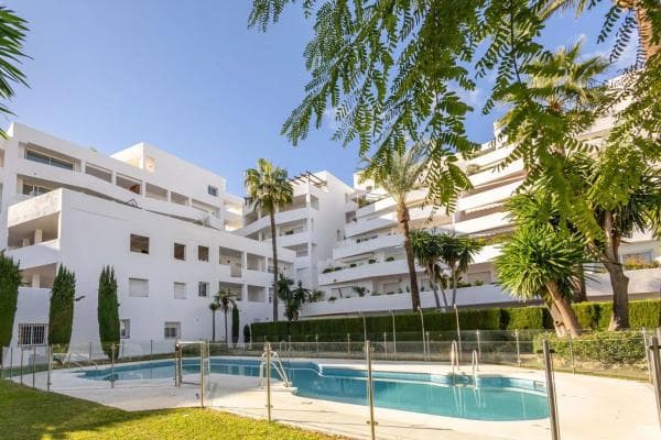 Piso en venta en Calle las Ventas, Marbella
photo 1
