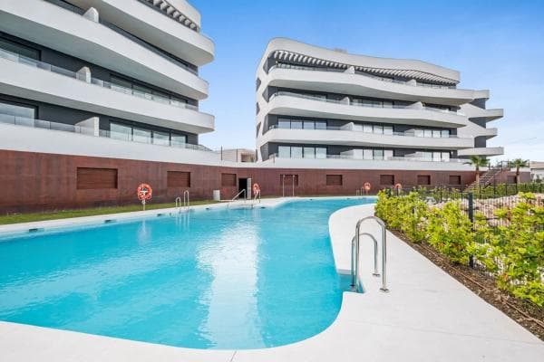 Apartment for sale in Calle Margarita Salas, Fuengirola photo 1