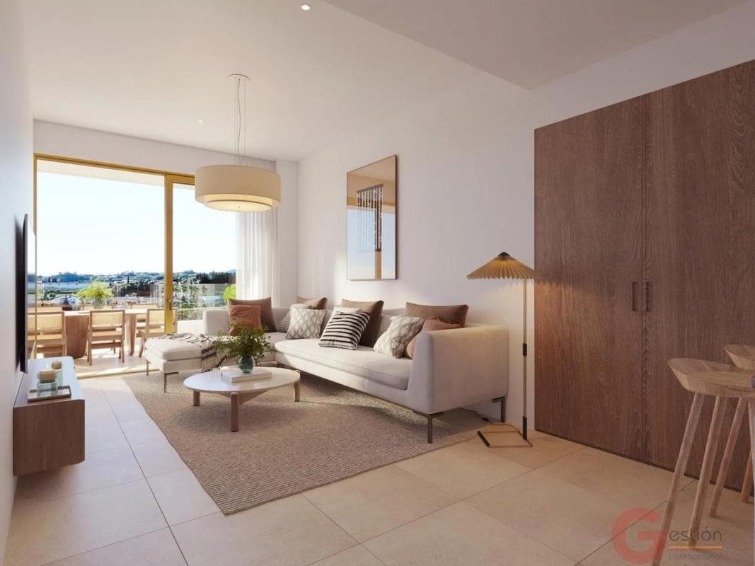 Venta de piso en Los Pacos, Fuengirola
photo 2