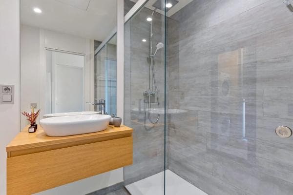 Apartment for sale in Avenida Fuengirola, 9, Fuengirola thumbnail 2