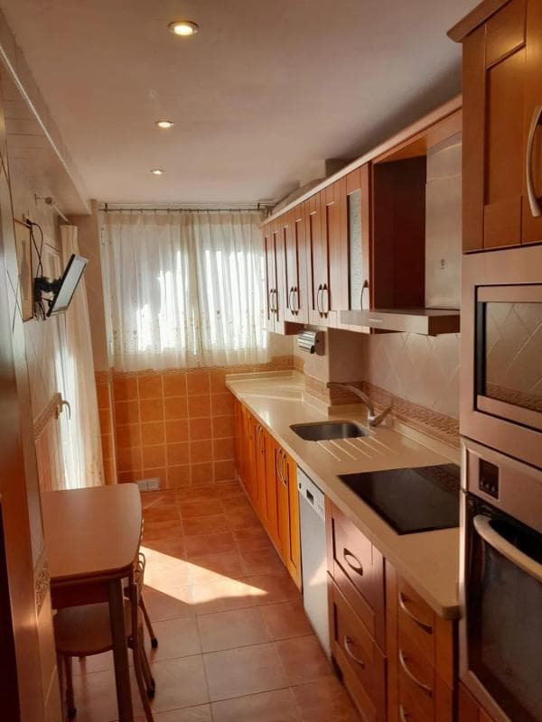 Продажа квартиры на Calle Santa Isabel, Фуэнхирола
photo 2