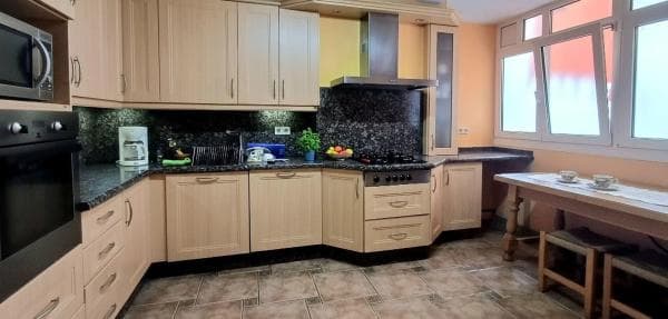 Piso en venta en Calle Romería del Rocío, Fuengirola
thumbnail 1
