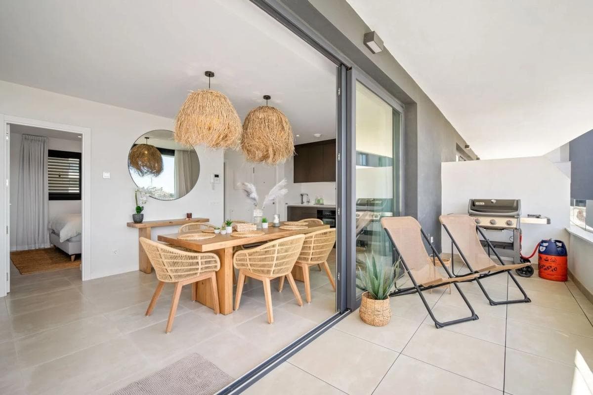 Продажа квартиры на Avenida 8 de Marzo, Фуэнхирола
photo 2