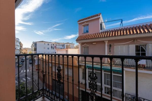 Piso en venta en Calle León, Fuengirola
photo 1