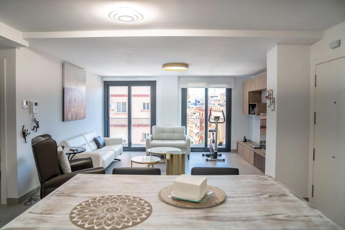 Продажа квартиры на Avenida de la Estacion, Фуэнхирола
photo 4