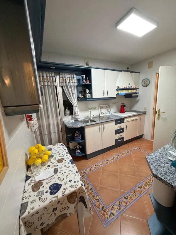 Venta de piso en Avenida Miramar, Fuengirola
photo 2