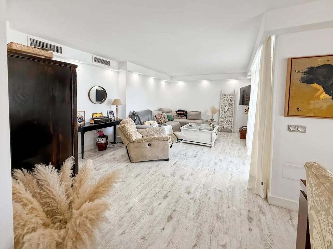 Venta de piso en Avenida Miramar, Fuengirola
photo 2