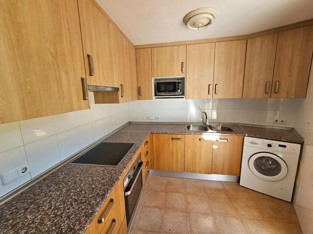 Properties for sale and rent in Spain photo 4