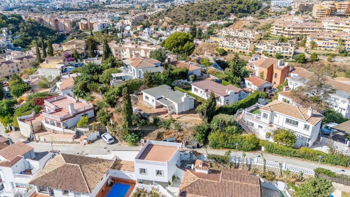 Venta de chalet independiente en Calle Manzanilla, 4, Fuengirola
photo 2