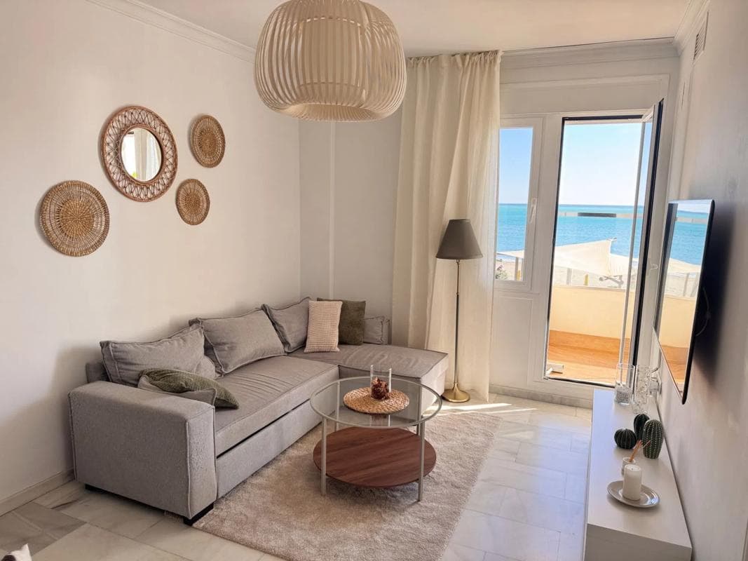Venta de piso en Paseo Marítimo Rey de España, 160, Fuengirola
photo 2