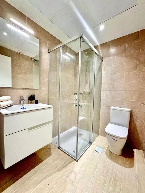 Sale of apartment in Calle Real, Fuengirola
photo 5