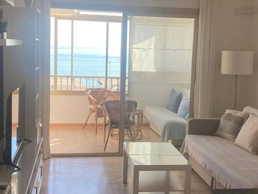 Sale of apartment in Avenida Nuestro Padre Jesús Cautivo, Fuengirola
photo 4