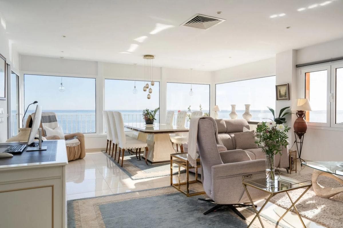 Penthouse sale in Paseo Marítimo Rey de España, 103, Fuengirola photo 2