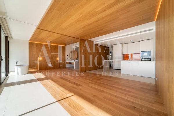 Apartment for sale in Avenida 8 de Marzo, Fuengirola photo 1