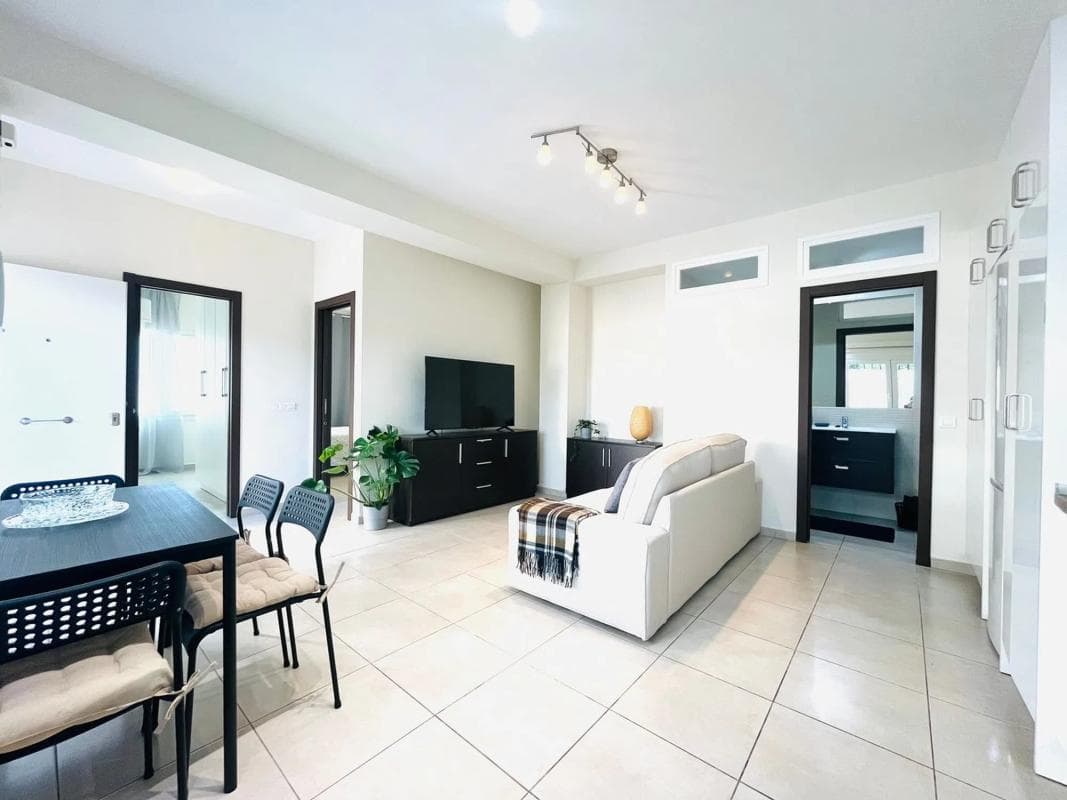 Продажа квартиры на Avenida Acapulco, Фуэнхирола
photo 3