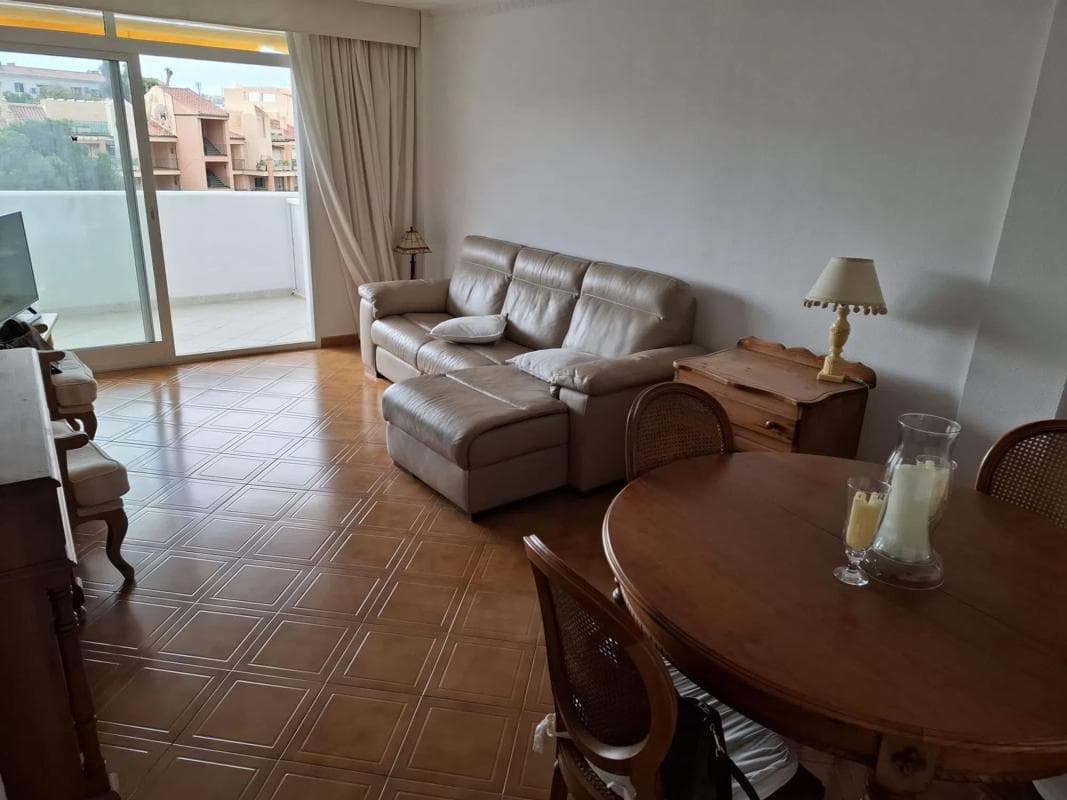 Venta de piso en Calle Orquídea, Fuengirola
photo 4