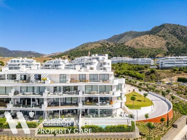 Apartment for sale in Calle Leticia, 2, Fuengirola photo 1