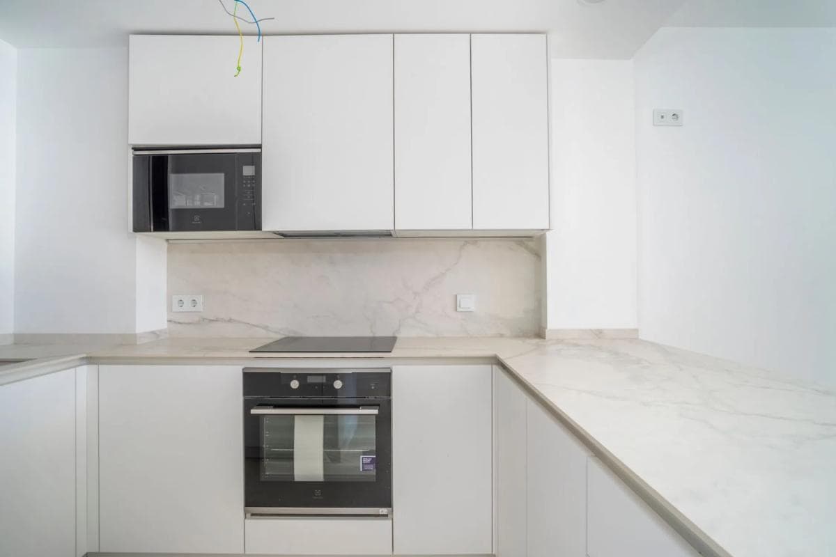 Продажа квартиры на Avenida 8 de Marzo, Фуэнхирола
photo 3