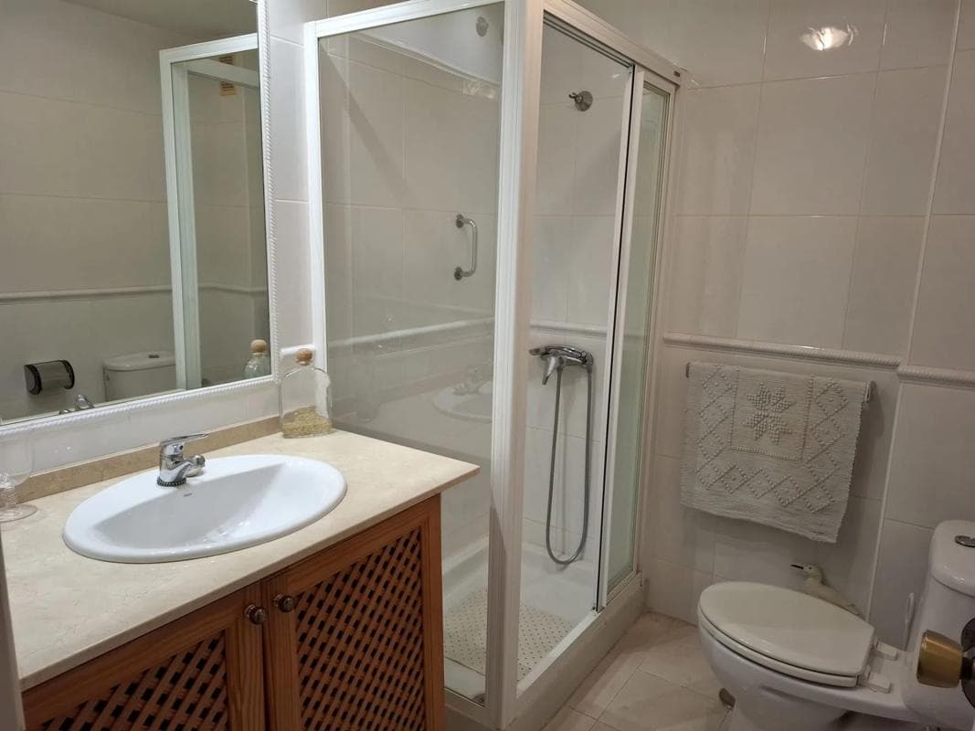 Venta de piso en Calle Orquídea, Fuengirola
photo 4