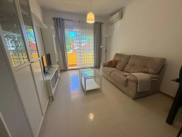 Piso en venta en Calle Narciso s/n, Fuengirola
thumbnail 1