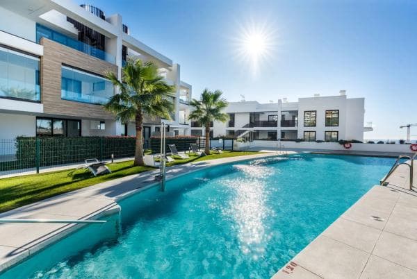 Apartment for sale in Avenida Fuengirola, Fuengirola photo 1