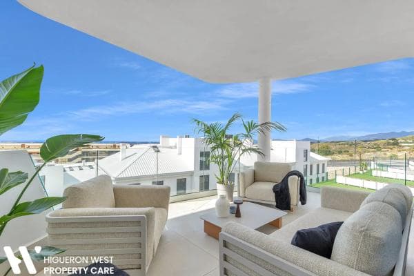Apartment for sale in Avenida Fuengirola, 10, Fuengirola photo 1
