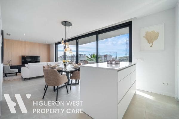 Apartment for sale in Calle Alicia, 8, Fuengirola thumbnail 2