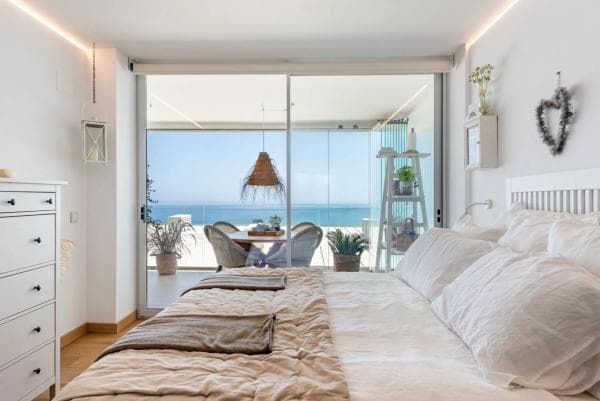 Apartment for sale in El Higuerón, Fuengirola thumbnail 1