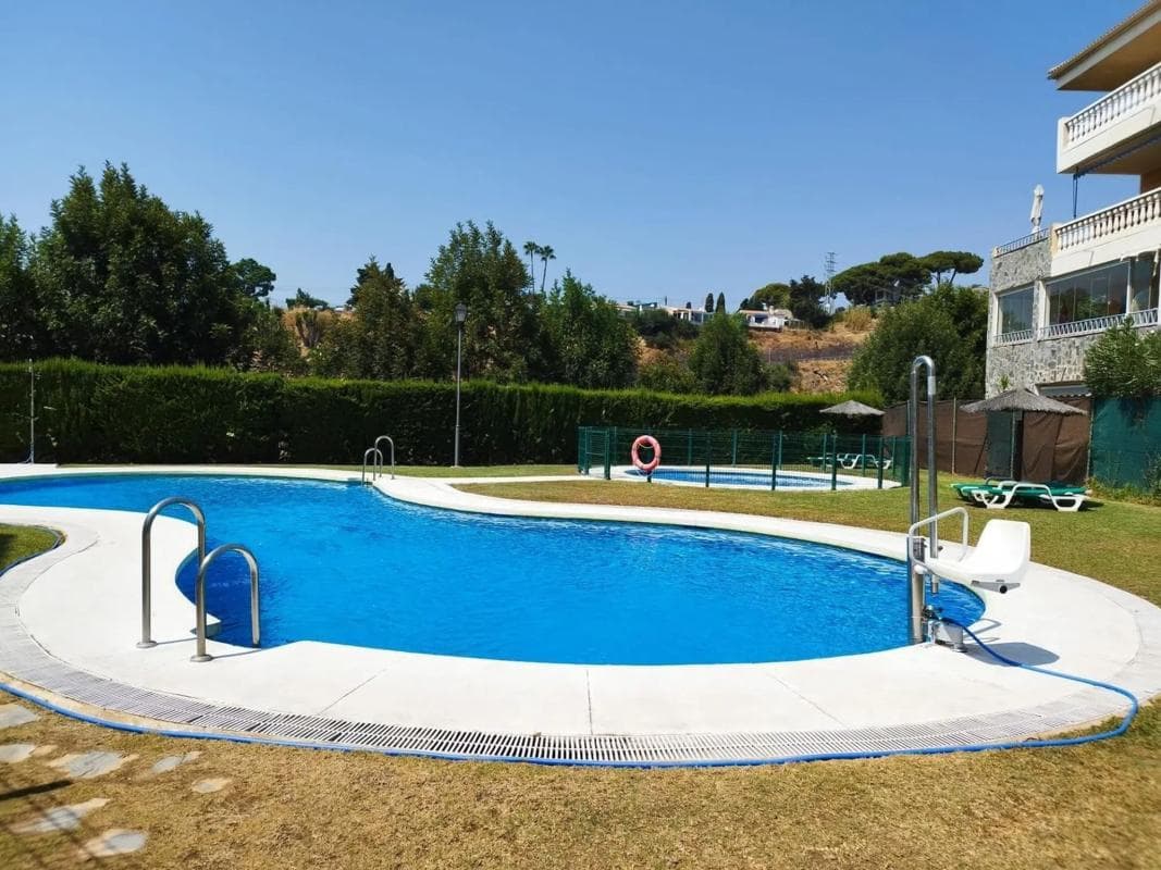 Venta de piso en Calle Sierra de Cazorla, Fuengirola
photo 2