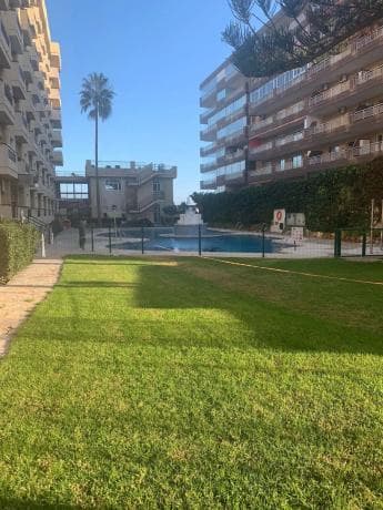 Apartment for sale in Paseo Marítimo Rey de España, Fuengirola thumbnail 2