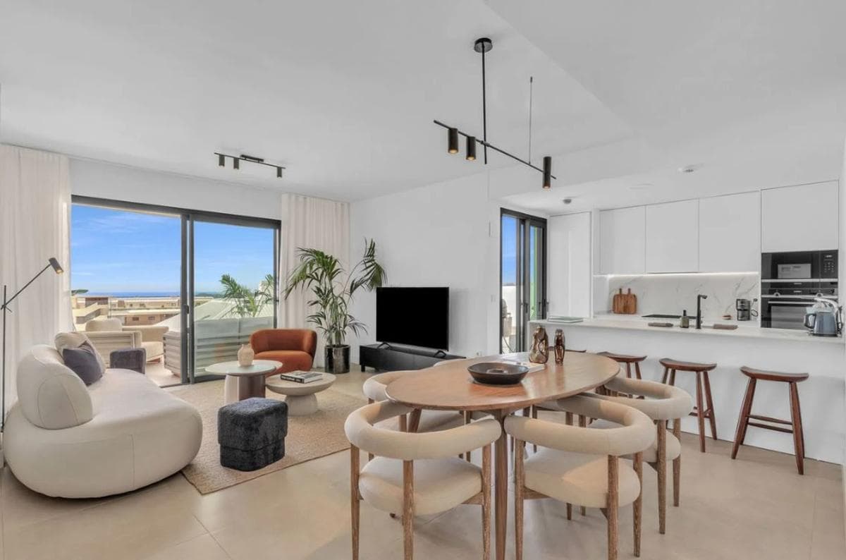 Sale of apartment in Avenida 8 de Marzo, Fuengirola
photo 5