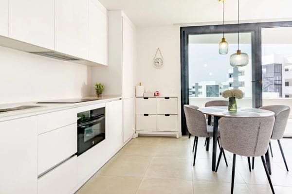Apartment for sale in Avenida del Higuerón, 84, Fuengirola thumbnail 2