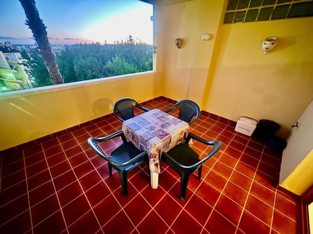 Продажа квартиры на Calle Narciso, Фуэнхирола
photo 2