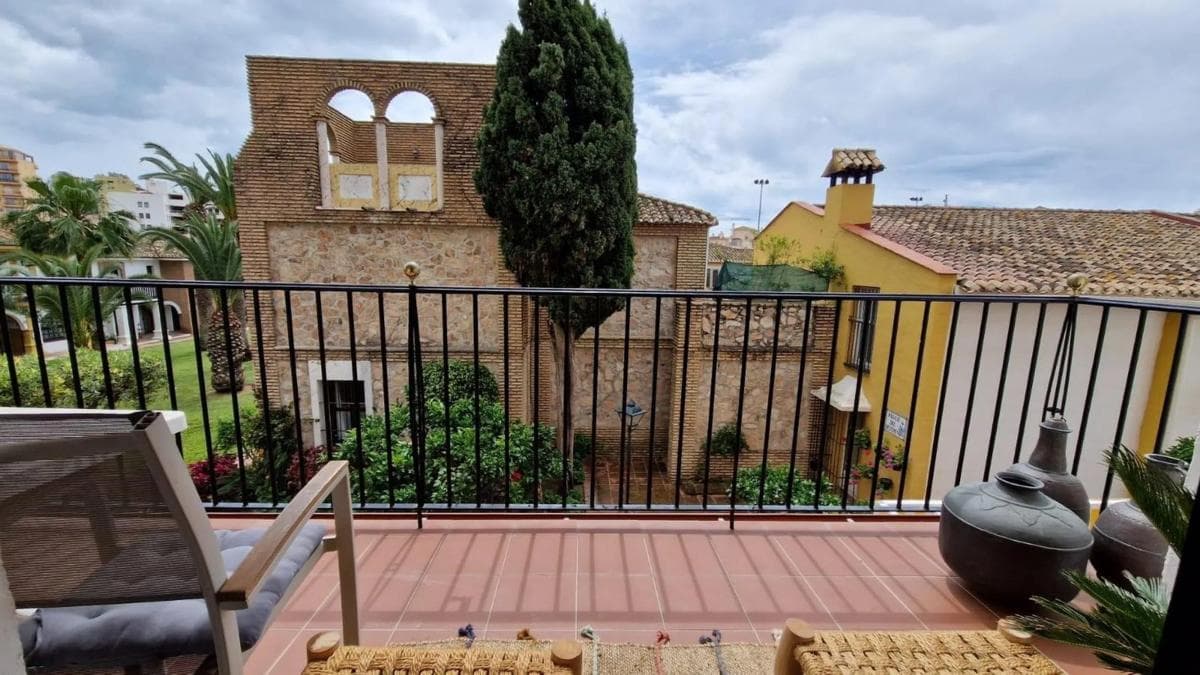 Venta de piso en Calle Maestra Ángeles Aspiazu, Fuengirola
photo 4