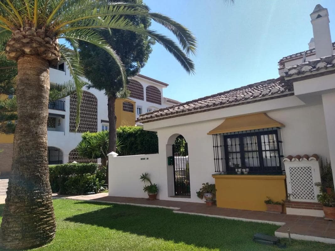 Venta de piso en Calle Maestra Ángeles Aspiazu, Fuengirola
photo 5