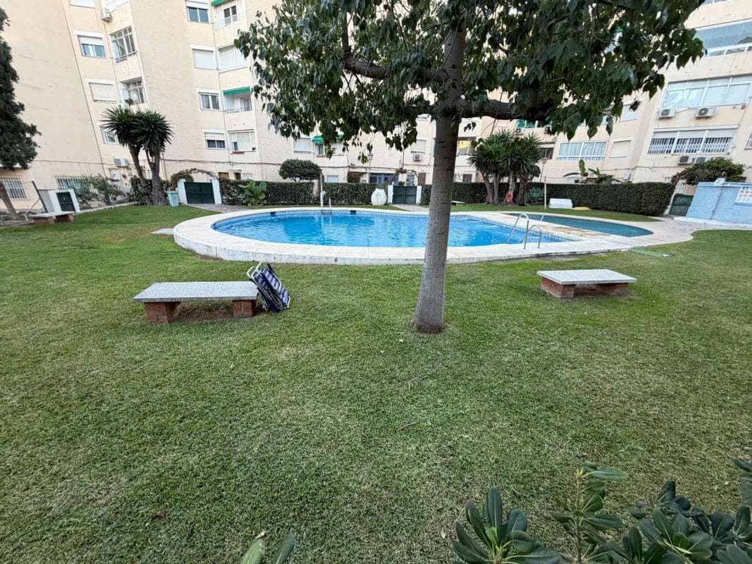Venta de piso en Calle Colina Blanca, Fuengirola
photo 4