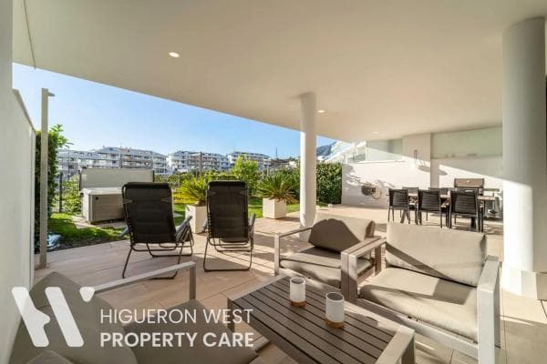 Apartment for sale in Avenida 8 de Marzo, 2, Fuengirola thumbnail 2