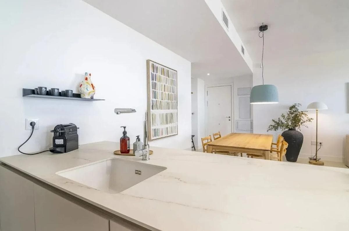 Продажа квартиры на Calle Golondrinas, Фуэнхирола
photo 2