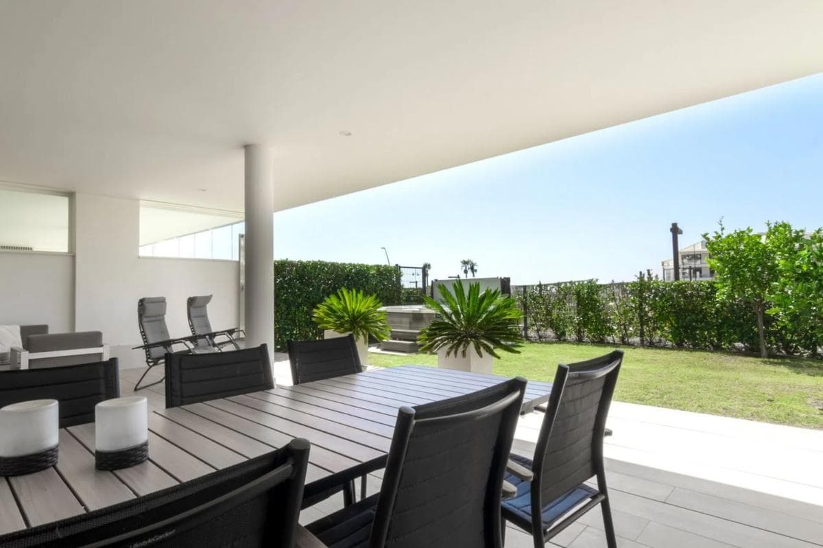 Продажа квартиры на Avenida 8 de marzo s/n, Фуэнхирола
photo 3