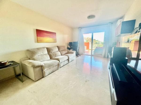 Piso en venta en Calle Isabel la Católica, Fuengirola
thumbnail 1