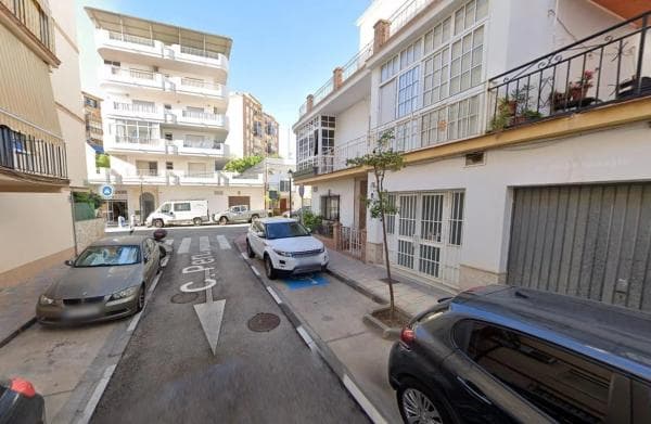 Piso en venta en Calle Perú, 2, Fuengirola
thumbnail 1