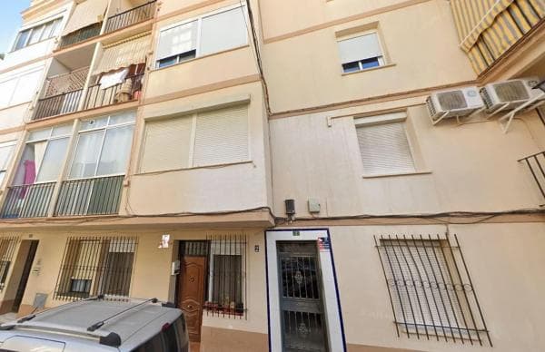Piso en venta en Calle Perú, 2, Fuengirola
thumbnail 2