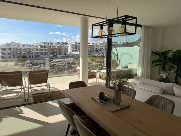 Piso en venta en AV 8 DE MARZO, 1, Fuengirola
thumbnail 2