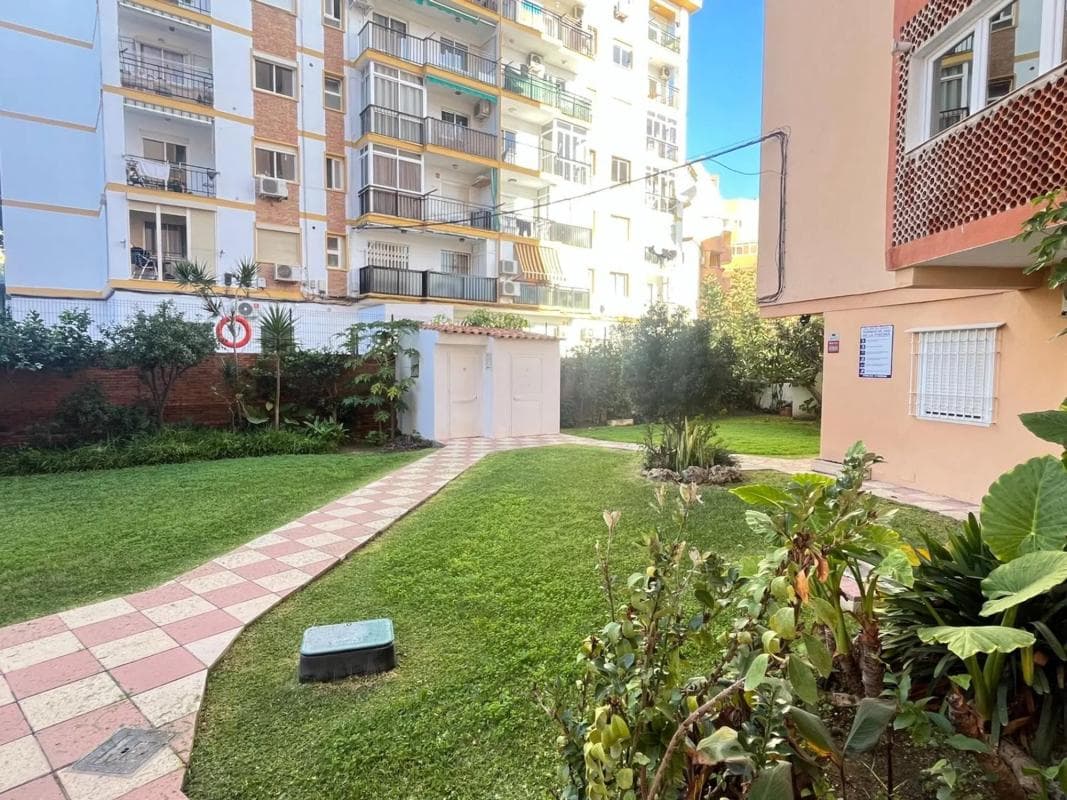Sprzedaż mieszkania w Calle Víctor de la Serna, Fuengirola
photo 3
