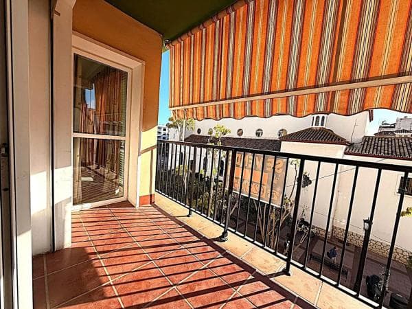 Venta de piso en Plaza de la Constitución, Fuengirola
photo 1