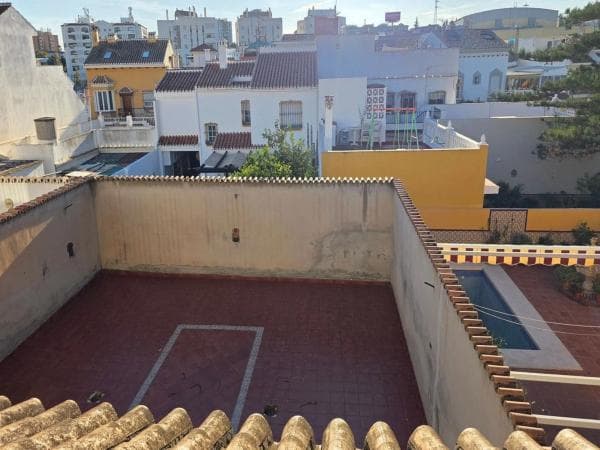 Chalet adosado en venta en Los Boliches , Fuengirola thumbnail 2
